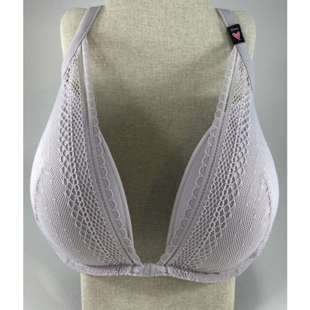 Victoria's Secret - Incredible Lightly Lined Lace Push-up Bra Size 32DDD NWT